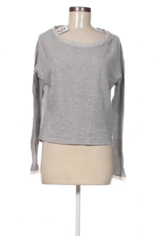 Γυναικεία μπλούζα Reebok, Μέγεθος S, Χρώμα Γκρί, Τιμή 8,91 €