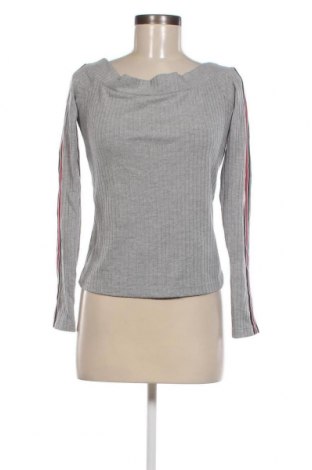 Γυναικεία μπλούζα Terranova, Μέγεθος L, Χρώμα Γκρί, Τιμή 1,76 €
