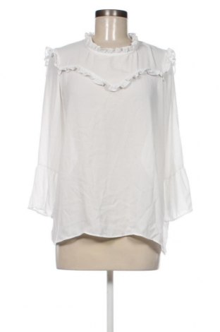 Γυναικεία μπλούζα VILA, Μέγεθος M, Χρώμα Λευκό, Τιμή 7,67 €