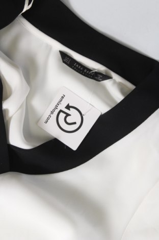 Дамска блуза Zara, Размер S, Цвят Бял, Цена 19,99 лв.