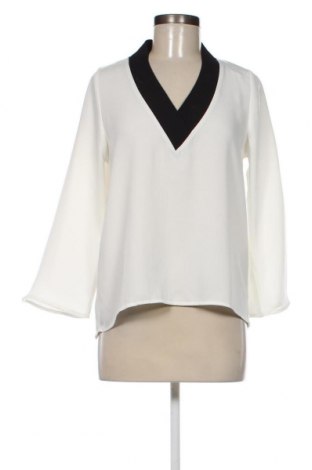 Дамска блуза Zara, Размер S, Цвят Бял, Цена 11,39 лв.