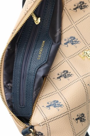 Дамска чанта U.S. Polo Assn., Цвят Бежов, Цена 146,00 лв.