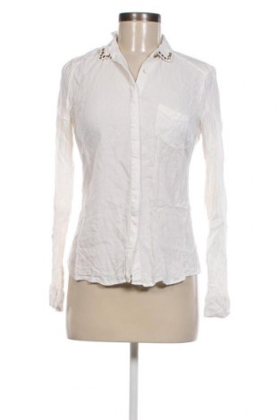 Γυναικείο πουκάμισο Stradivarius, Μέγεθος M, Χρώμα Λευκό, Τιμή 6,93 €