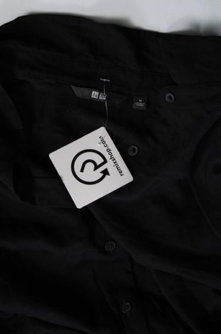 Дамска риза Uniqlo, Размер M, Цвят Черен, Цена 6,72 лв.