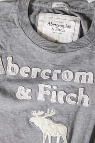 Дамска тениска Abercrombie & Fitch, Размер S, Цвят Сив, Цена 24,00 лв.