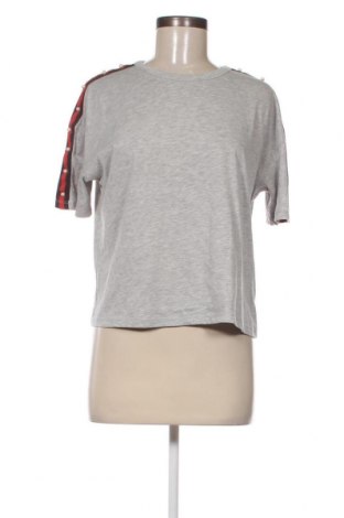 Γυναικείο t-shirt Jennyfer, Μέγεθος S, Χρώμα Γκρί, Τιμή 4,18 €