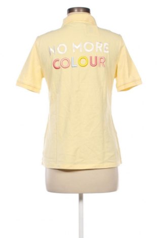 Γυναικείο t-shirt River Woods, Μέγεθος M, Χρώμα Κίτρινο, Τιμή 13,96 €