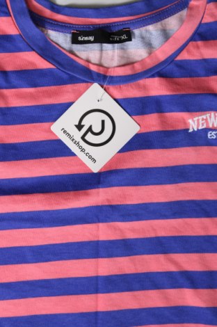 Γυναικείο t-shirt Sinsay, Μέγεθος XL, Χρώμα Πολύχρωμο, Τιμή 10,13 €
