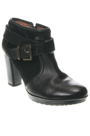 Dámské boty  Clarks, Velikost 39, Barva Černá, Cena  611,00 Kč
