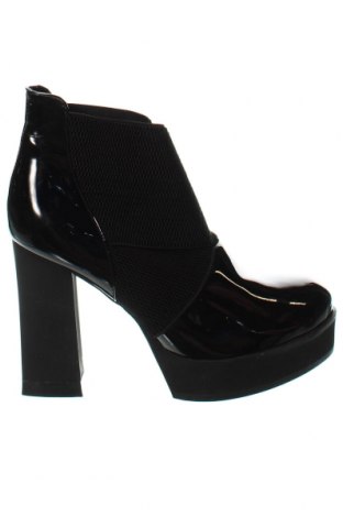 Dámské boty  Jennyfer, Velikost 36, Barva Černá, Cena  971,00 Kč