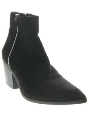 Dámské boty  New Look, Velikost 39, Barva Černá, Cena  340,00 Kč