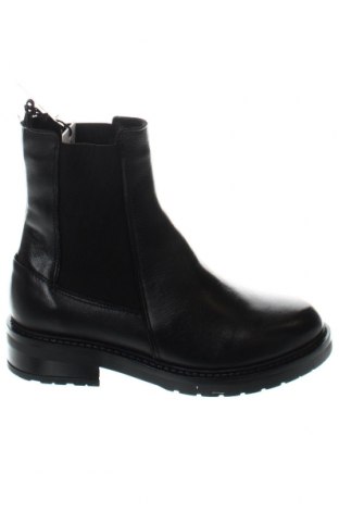 Dámské boty  Pavement, Velikost 37, Barva Černá, Cena  1 805,00 Kč