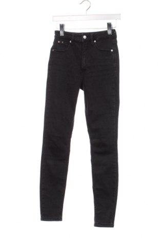 Дамски дънки Calvin Klein Jeans, Размер XXS, Цвят Сив, Цена 40,80 лв.