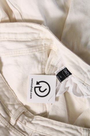 Damen Jeans DAZY, Größe M, Farbe Ecru, Preis € 14,83