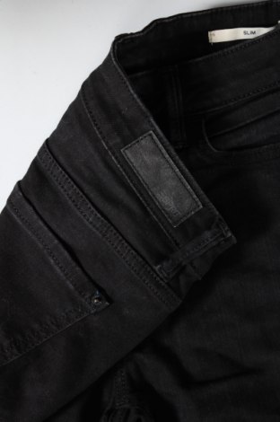 Dámské džíny  Esprit, Velikost S, Barva Černá, Cena  69,00 Kč