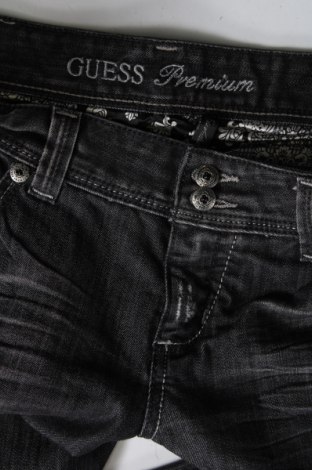 Damen Jeans Guess, Größe L, Farbe Grau, Preis € 15,76