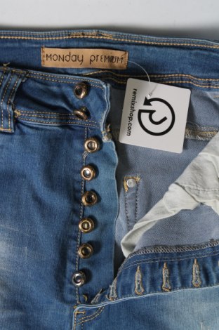 Damskie jeansy Monday Premium, Rozmiar S, Kolor Niebieski, Cena 92,76 zł