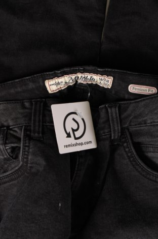 Dámske džínsy  Multiblu, Veľkosť M, Farba Čierna, Cena  2,47 €