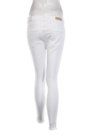 Dámské džíny  ONLY, Velikost M, Barva Bílá, Cena  148,00 Kč