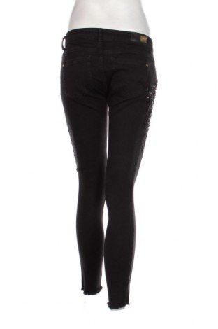 Dámske džínsy  ONLY, Veľkosť S, Farba Čierna, Cena  6,12 €