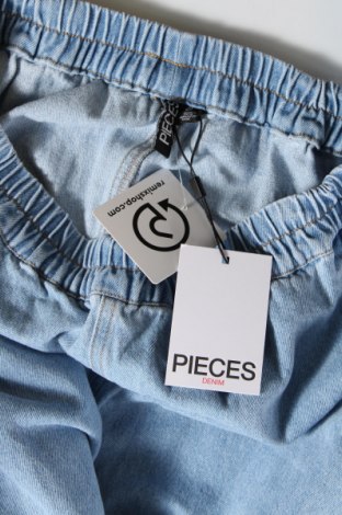 Dámske džínsy  Pieces, Veľkosť M, Farba Modrá, Cena  35,05 €