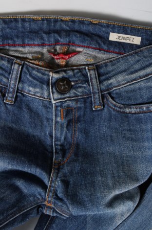 Dámske džínsy  Replay, Veľkosť M, Farba Modrá, Cena  21,98 €