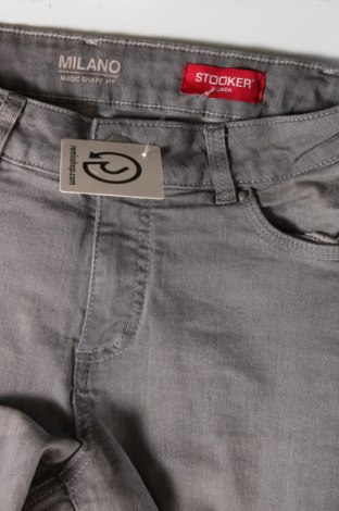 Damen Jeans Stooker, Größe M, Farbe Grau, Preis 3,03 €