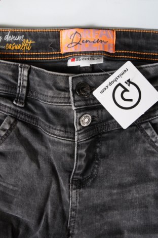 Damen Jeans Street One, Größe M, Farbe Grau, Preis 7,06 €