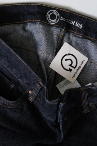 Damen Jeans Yessica, Größe L, Farbe Blau, Preis 6,86 €