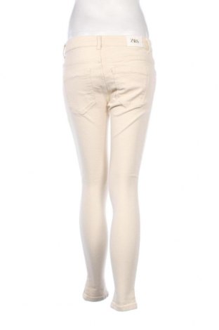 Damen Jeans Zara, Größe M, Farbe Ecru, Preis 6,26 €