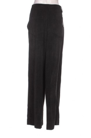 Pantaloni de velvet de femei United Colors Of Benetton, Mărime M, Culoare Negru, Preț 286,18 Lei