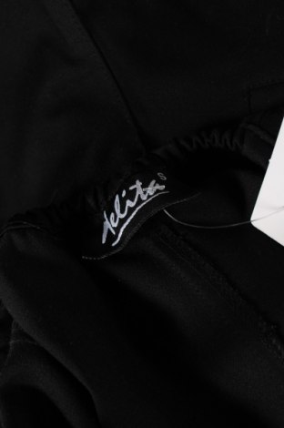 Γυναικεία σαλοπέτα Nelita, Μέγεθος S, Χρώμα Μαύρο, Τιμή 12,78 €