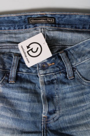 Pantaloni scurți de femei Abercrombie & Fitch, Mărime M, Culoare Albastru, Preț 105,26 Lei
