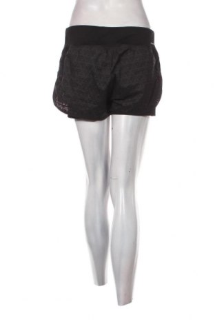 Γυναικείο κοντό παντελόνι Adidas, Μέγεθος M, Χρώμα Πολύχρωμο, Τιμή 14,85 €