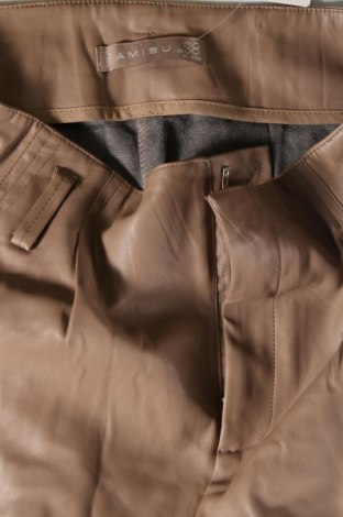 Дамски къс панталон Amisu, Размер M, Цвят Бежов, Цена 10,83 лв.