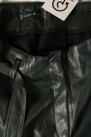 Дамски къс панталон Amisu, Размер L, Цвят Зелен, Цена 19,00 лв.