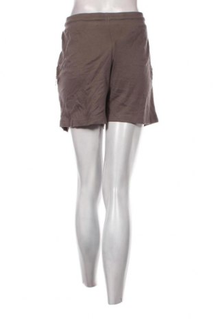 Γυναικείο κοντό παντελόνι Bench, Μέγεθος M, Χρώμα Γκρί, Τιμή 14,85 €