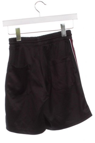 Γυναικείο κοντό παντελόνι Bershka, Μέγεθος XS, Χρώμα Μαύρο, Τιμή 4,94 €