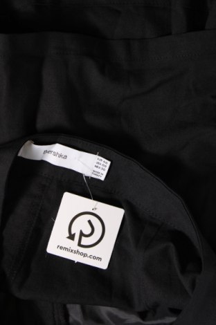Дамски къс панталон Bershka, Размер M, Цвят Черен, Цена 19,00 лв.