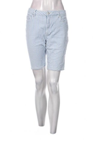Pantaloni scurți de femei C&A, Mărime L, Culoare Multicolor, Preț 37,50 Lei