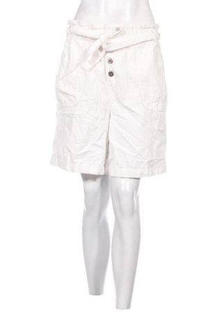 Pantaloni scurți de femei C&A, Mărime XL, Culoare Alb, Preț 35,63 Lei