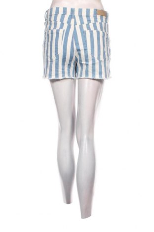 Дамски къс панталон Clockhouse, Размер M, Цвят Многоцветен, Цена 7,60 лв.