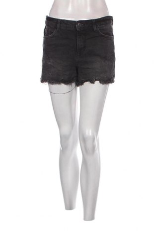 Γυναικείο κοντό παντελόνι Clockhouse, Μέγεθος M, Χρώμα Γκρί, Τιμή 4,58 €