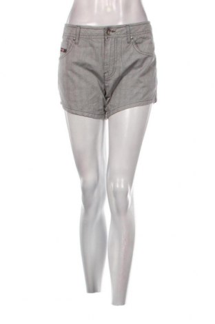 Pantaloni scurți de femei Diesel, Mărime L, Culoare Gri, Preț 256,58 Lei
