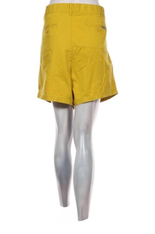 Дамски къс панталон Eddie Bauer, Размер XXL, Цвят Жълт, Цена 20,40 лв.