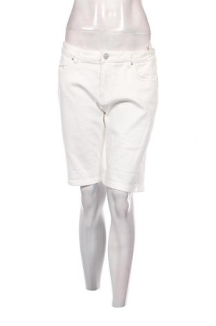 Γυναικείο κοντό παντελόνι Esprit, Μέγεθος M, Χρώμα Λευκό, Τιμή 5,94 €