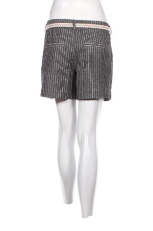 Γυναικείο κοντό παντελόνι Guess, Μέγεθος S, Χρώμα Γκρί, Τιμή 35,05 €