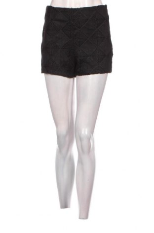Γυναικείο κοντό παντελόνι Guess, Μέγεθος S, Χρώμα Μαύρο, Τιμή 35,75 €