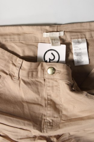 Pantaloni scurți de femei H&M, Mărime M, Culoare Bej, Preț 20,00 Lei