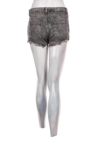 Γυναικείο κοντό παντελόνι H&M, Μέγεθος S, Χρώμα Γκρί, Τιμή 4,47 €